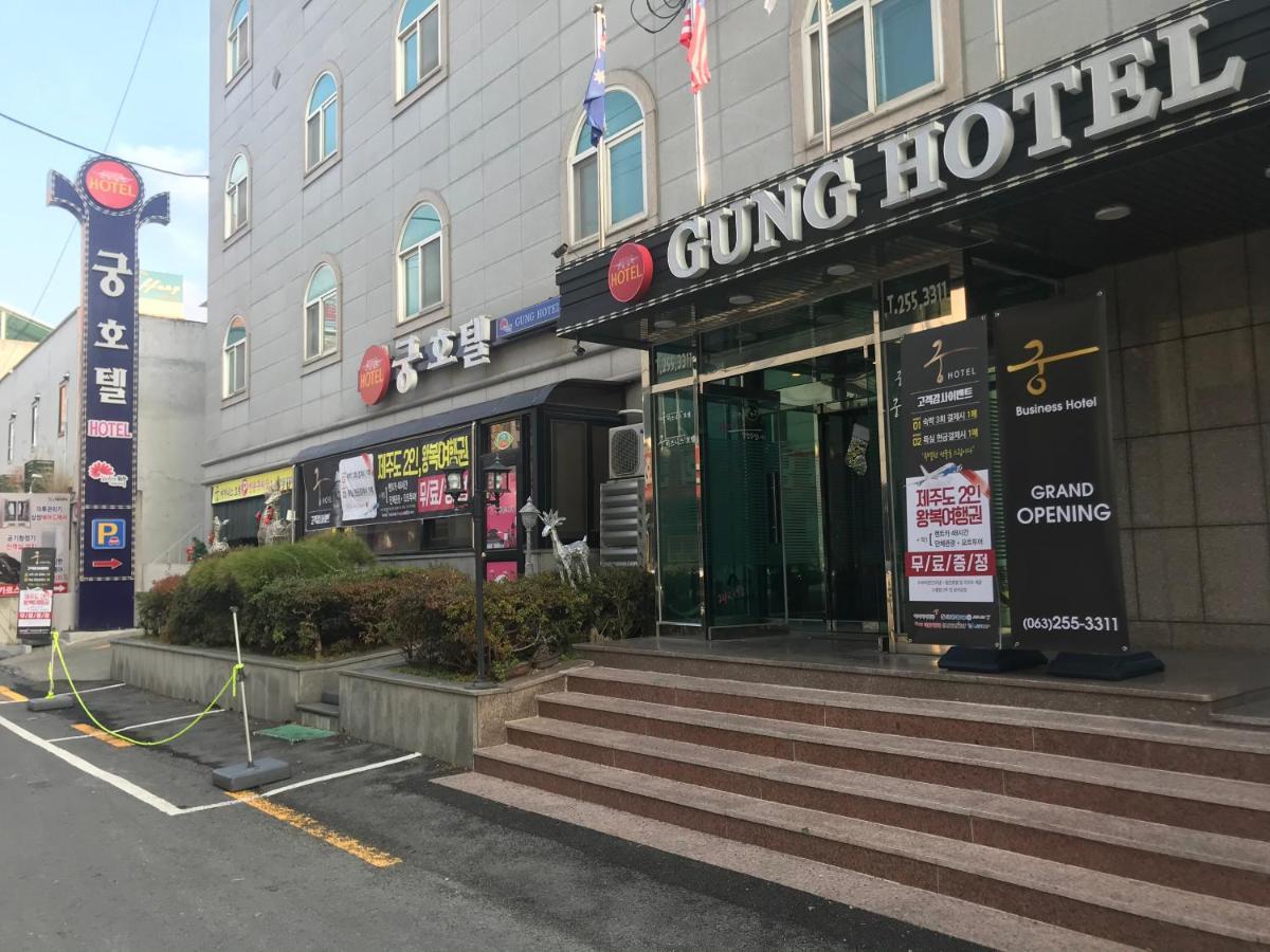Gung Hotel Jeonju Exterior photo